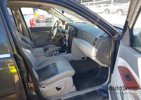 2005 Jeep Grand Cherokee Limited из США, поврежденный, VIN 1J8HR58275C606812